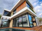 Casa / Sobrado para Venda em Palhoça/SC Pedra Branca 3...