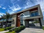 Casa / Sobrado para Venda em Palhoça/SC Pedra Branca 3...