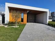 Casa / Sobrado para Venda em Palhoça/SC Pedra Branca 3...