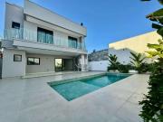Casa / Sobrado para Venda em Palhoça/SC Pedra Branca 3...