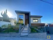 Casa / Sobrado para Venda em Palhoça/SC Pedra Branca 3...