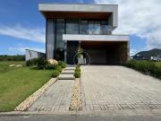 Casa / Sobrado para Venda em Palhoça/SC Pedra Branca 4...