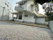 Casa / Sobrado para Venda em Palhoça/SC Pedra Branca 4... Casa / Sobrado para Venda em Palhoça/SC Pedra Branca 4...