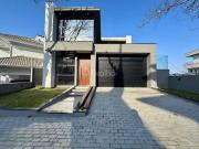 Casa / Sobrado para Venda em Palhoça/SC Pedra Branca 4...