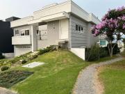 Casa / Sobrado para Venda em Palhoça/SC Pedra Branca 4...