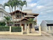 Casa / Sobrado para Venda em Palhoça/SC Pedra Branca 4...