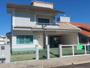 Casa / Sobrado para Venda em Palhoça/SC Pedra Branca 4...