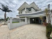Casa / Sobrado para Venda em Palhoça/SC Pedra Branca 4...