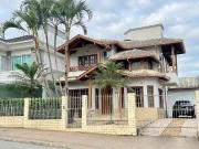 Casa / Sobrado para Venda em Palhoça/SC Pedra Branca 4...