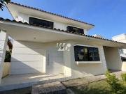 Casa / Sobrado para Venda em Palhoça/SC Pedra Branca 4...