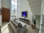 Casa / Sobrado para Venda em Palhoça/SC Pedra Branca 4... Casa / Sobrado para Venda em Palhoça/SC Pedra Branca 4...