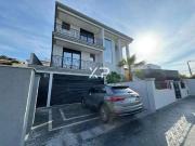 Casa / Sobrado para Venda em Palhoça/SC Pedra Branca 4...