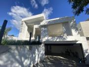 Casa / Sobrado para Venda em Palhoça/SC Pedra Branca 4...