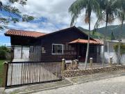 Casa / Sobrado para Venda em Palhoça/SC Praia de Fora 3...