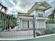 Casa / Sobrado para Venda em Palhoça/SC Praia de Fora 3...
