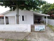 Casa / Sobrado para Venda em Palhoça/SC Praia de Fora 3...