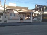 Casa / Sobrado para Venda em Palhoça/SC São Sebastião 3...