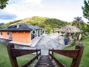 Casa / Sobrado para Venda em Paraibuna/SP Centro 3 Quartos