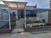 Casa / Sobrado para Venda em Paranaguá/PR Palmital 3 Quartos