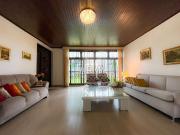 Casa / Sobrado para Venda em Paranaguá/PR Palmital 4 Quartos