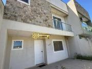 Casa / Sobrado para Venda em Paranaguá/PR Raia 3 Quartos