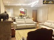 Casa / Sobrado para Venda em Pelotas/RS Centro 4 Quartos