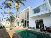 Casa / Sobrado para Venda em Penha/SC Centro 4 Quartos