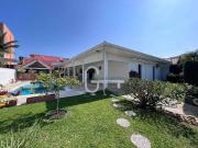 Casa / Sobrado para Venda em Peruíbe/SP Balneário Três...