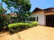 Casa / Sobrado para Venda em Peruíbe/SP Centro 4 Quartos