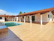 Casa / Sobrado para Venda em Peruíbe/SP Jardim Três...
