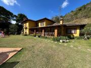 Casa / Sobrado para Venda em Petrópolis/RJ Araras 5 Quartos