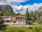 Casa / Sobrado para Venda em Petrópolis/RJ Araras 5 Quartos