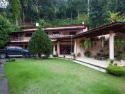 Casa / Sobrado para Venda em Petrópolis/RJ Araras 9 Quartos