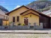Casa / Sobrado para Venda em Petrópolis/RJ Cascatinha 4...