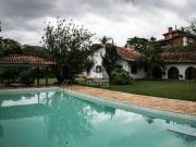 Casa / Sobrado para Venda em Petrópolis/RJ Itaipava 4...