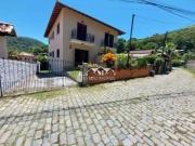 Casa / Sobrado para Venda em Petrópolis/RJ Posse 3 Quartos