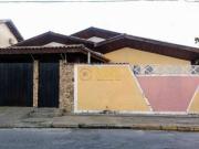 Casa / Sobrado para Venda em Pindamonhangaba/SP Santana...