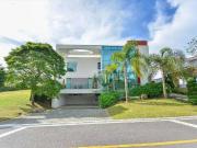 Casa / Sobrado para Venda em Pinhais/PR Alphaville...