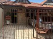 Casa / Sobrado para Venda em Pinhais/PR Centro 3 Quartos