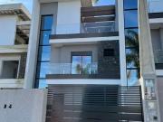 Casa / Sobrado para Venda em Pinhais/PR Centro 3 Quartos