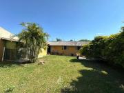 Casa / Sobrado para Venda em Pinhais/PR Maria Antonieta...