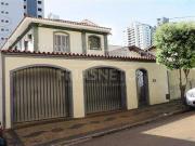 Casa / Sobrado para Venda em Piracicaba/SP Centro 5 Quartos