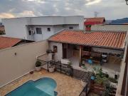 Casa / Sobrado para Venda em Piracicaba/SP Pompéia 5 Quartos