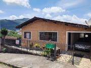 Casa / Sobrado para Venda em Poços de Caldas/MG Jardim...
