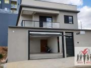 Casa / Sobrado para Venda em Poços de Caldas/MG Jardins...