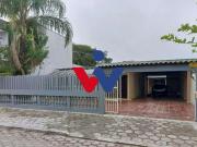 Casa / Sobrado para Venda em Pontal do Paraná/PR...