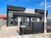 Casa / Sobrado para Venda em Pontal do Paraná/PR Canoas...