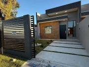 Casa / Sobrado para Venda em Pontal do Paraná/PR Praia...