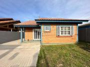 Casa / Sobrado para Venda em Porto Alegre/RS Belém Novo...