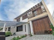 Casa / Sobrado para Venda em Porto Alegre/RS Bom Jesus 4...